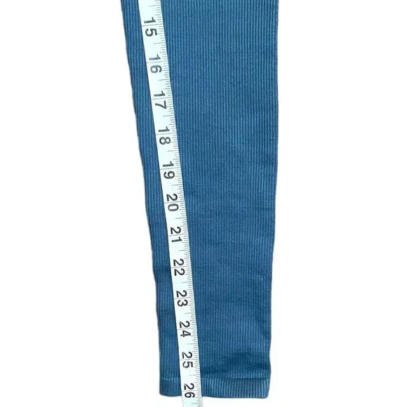 Fabletics High-Waisted Seamless Rib Legging - Picture 13 of 13